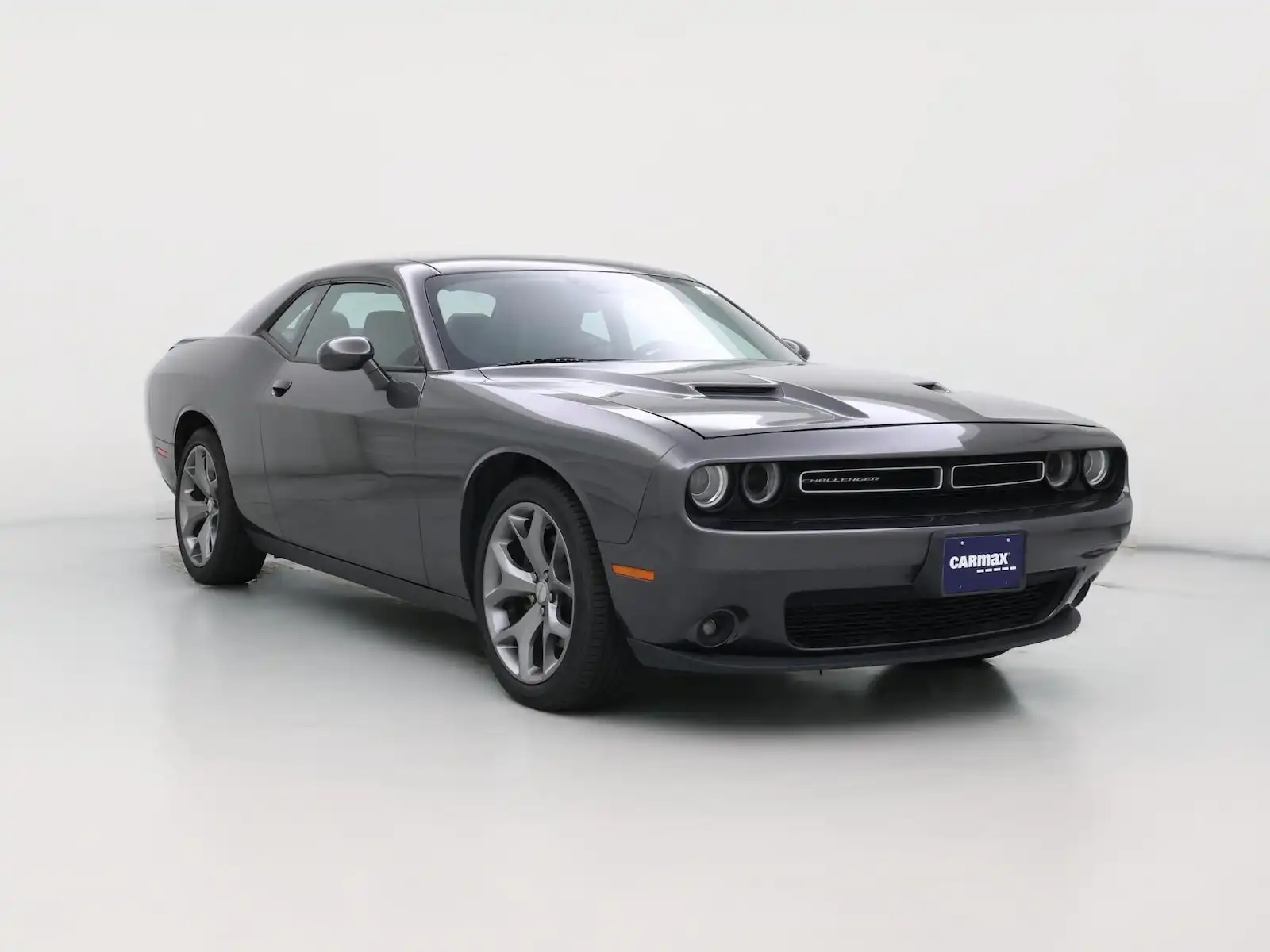 2016 Dodge Challenger SXT Plus's photo