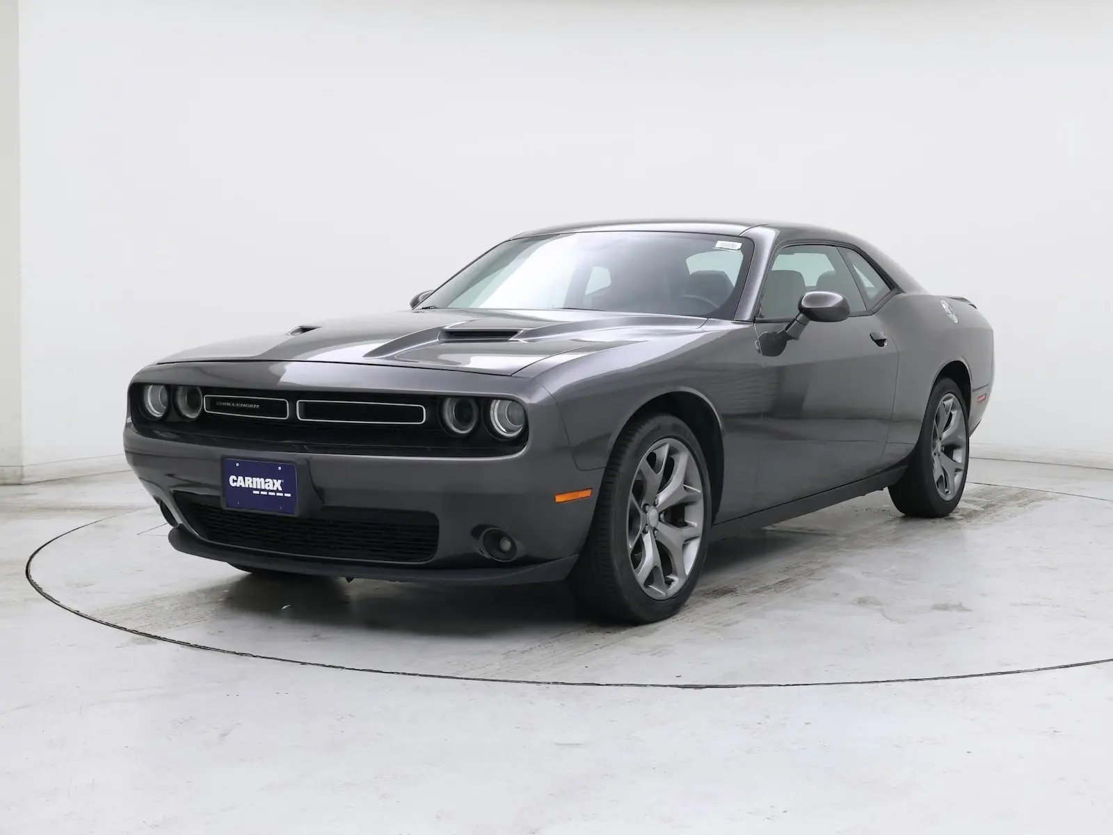 2016 Dodge Challenger SXT Plus photo 5