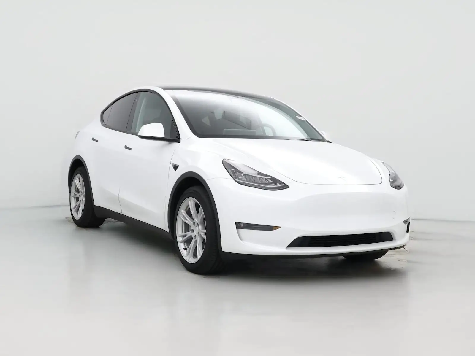 2023 Tesla Model Y Long Range Dual Motor AWD photo 1