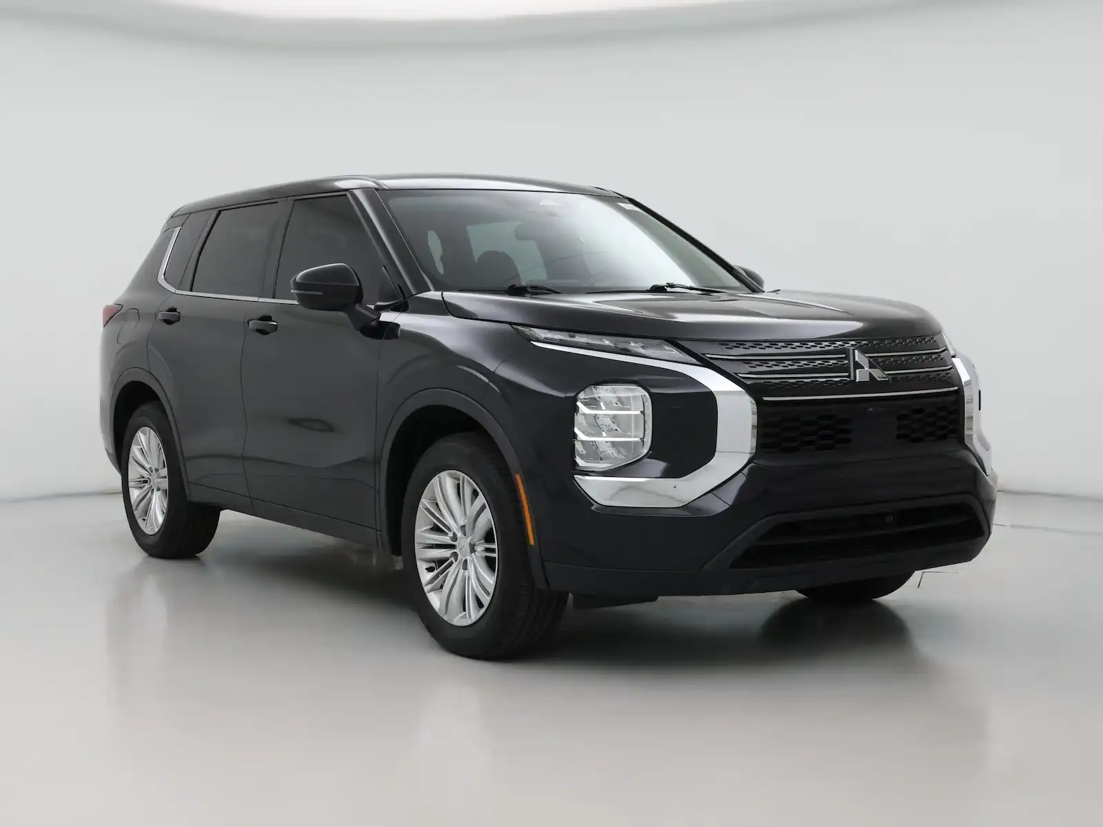 2023 Mitsubishi Outlander ES S-AWC's photo