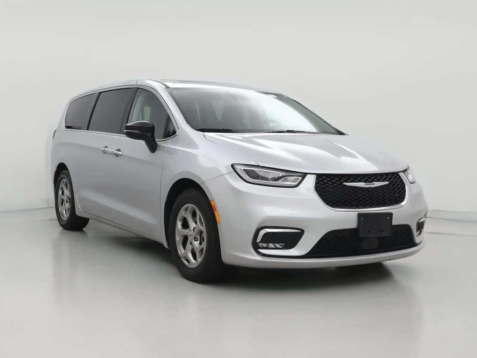 2024 Chrysler Pacifica Limited's photo