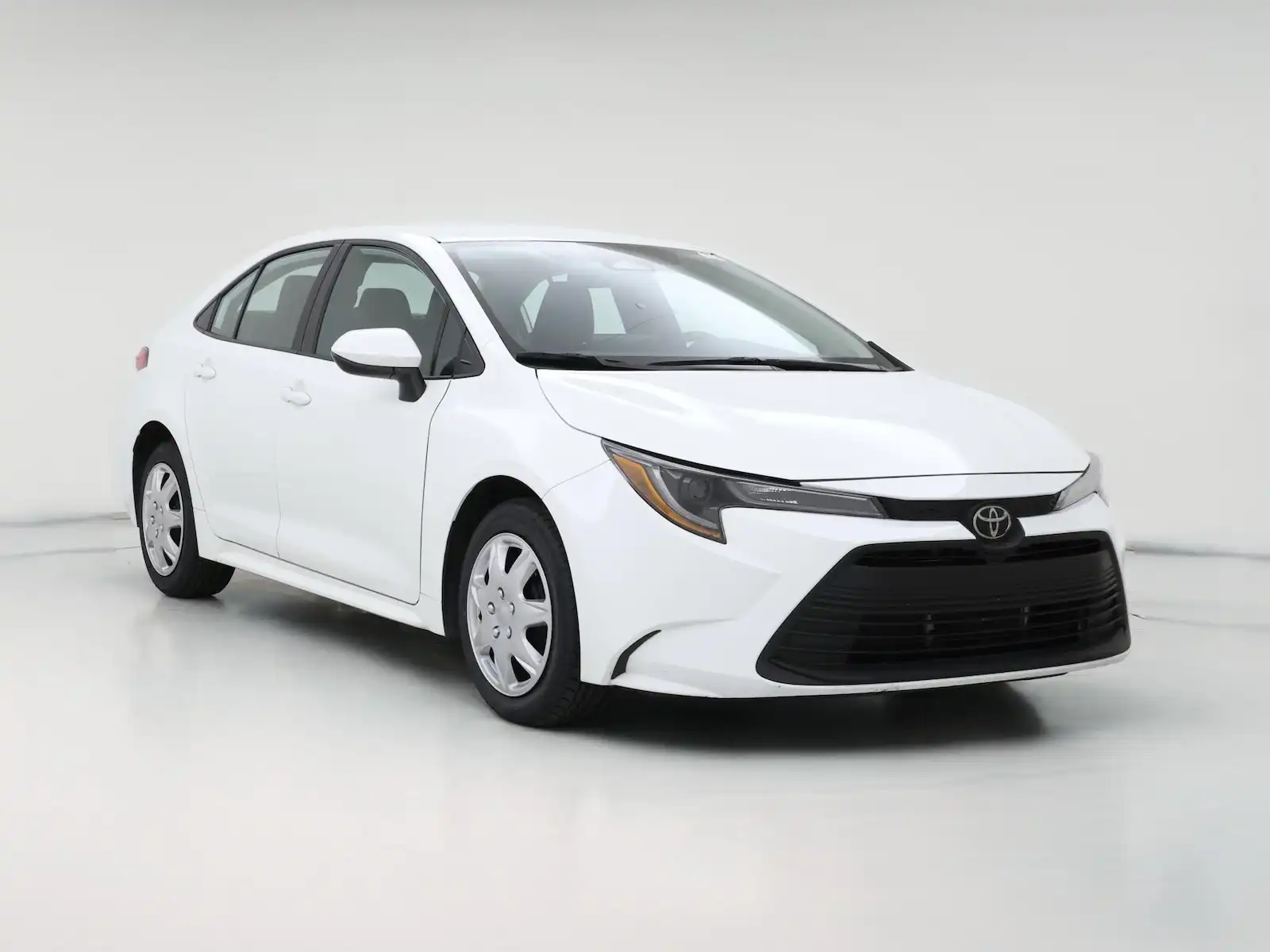2025 Toyota Corolla LE CVT's photo