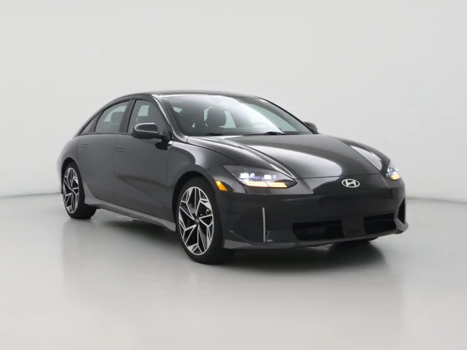 2024 Hyundai Ioniq 6 SEL AWD's photo