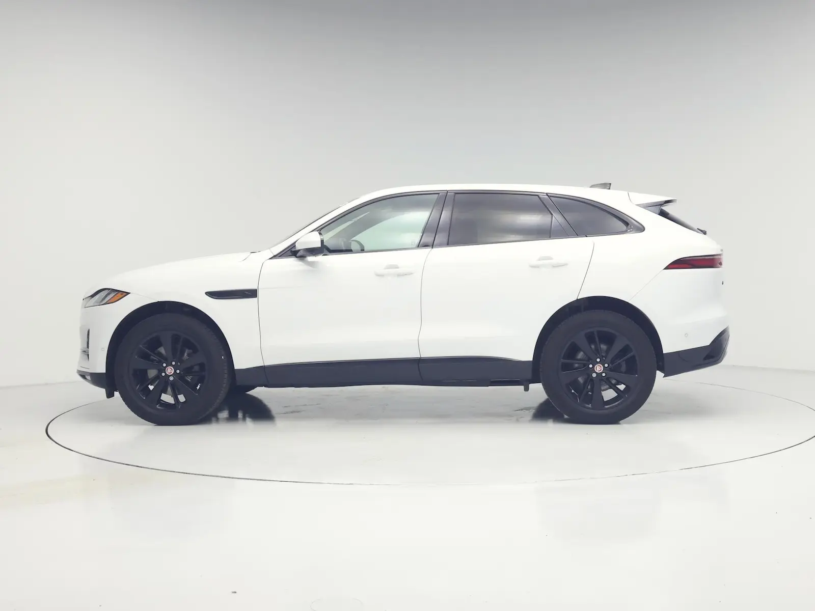 2021 Jaguar F-PACE P250 S photo 4