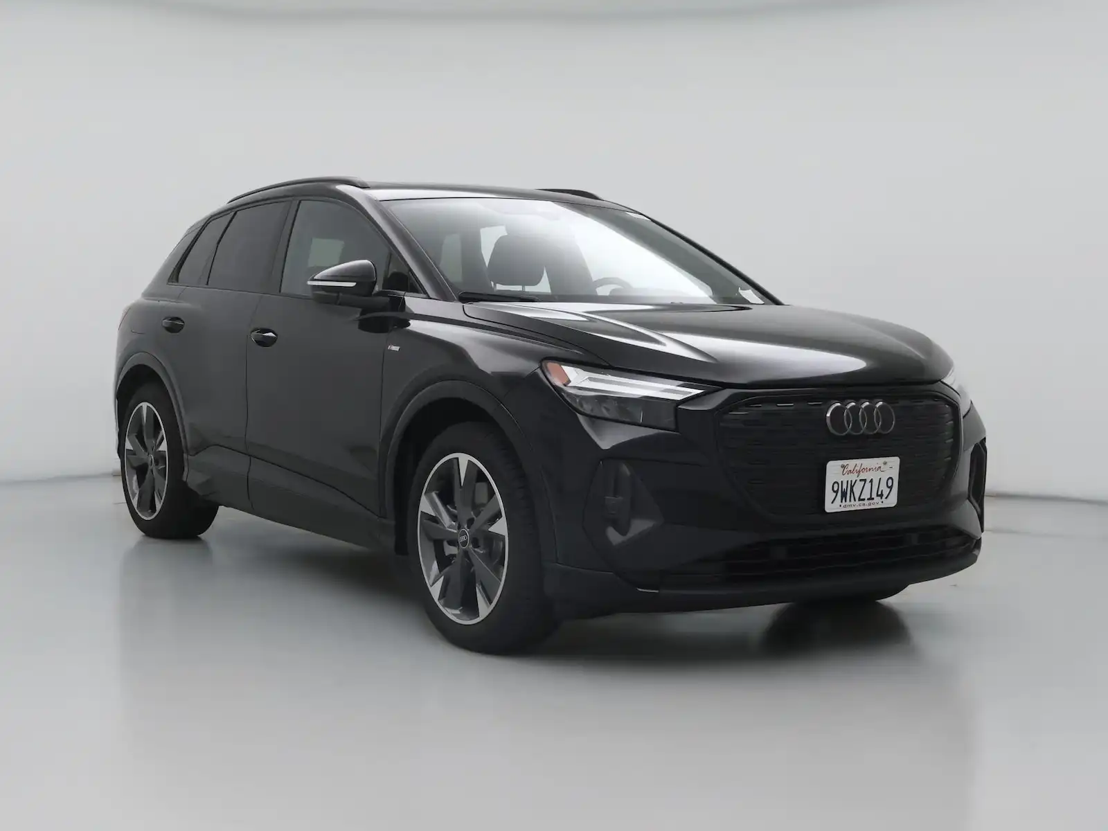 2025 Audi Q4 e-tron 55 Premium Plus quattro's photo