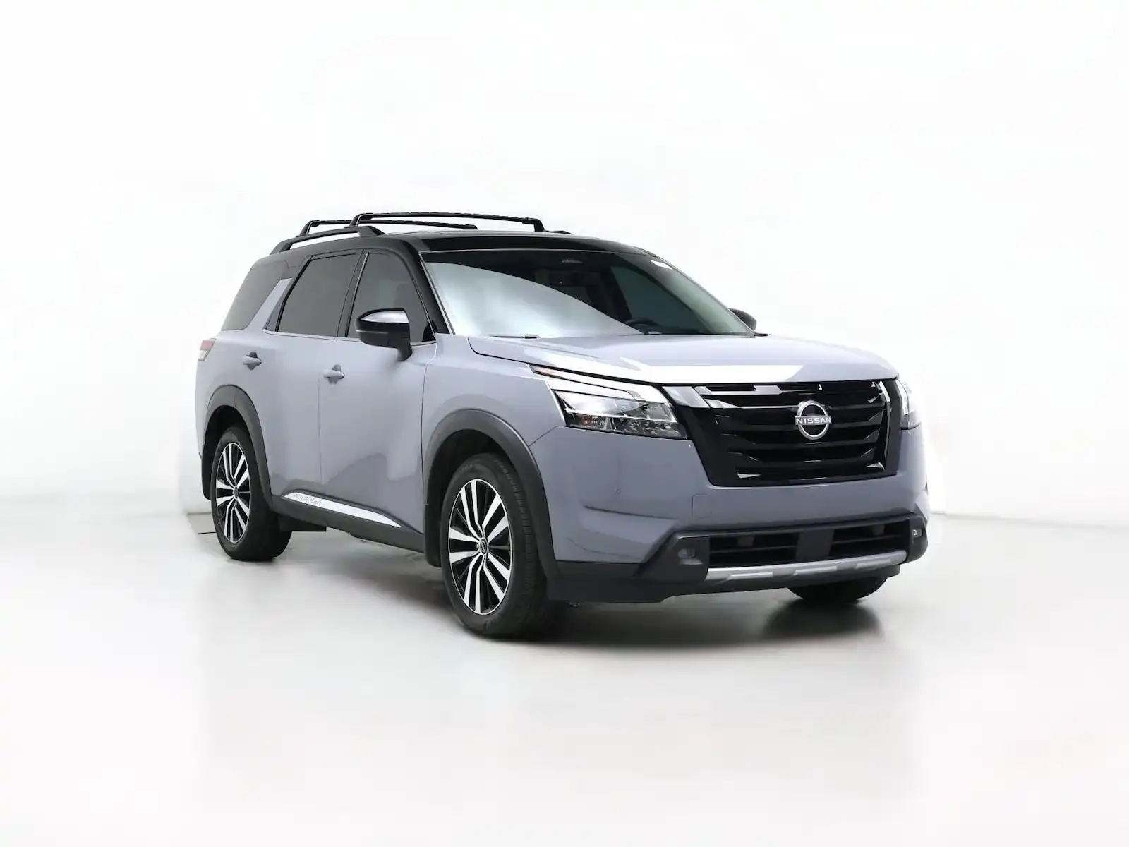2024 Nissan Pathfinder Platinum 4WD's photo