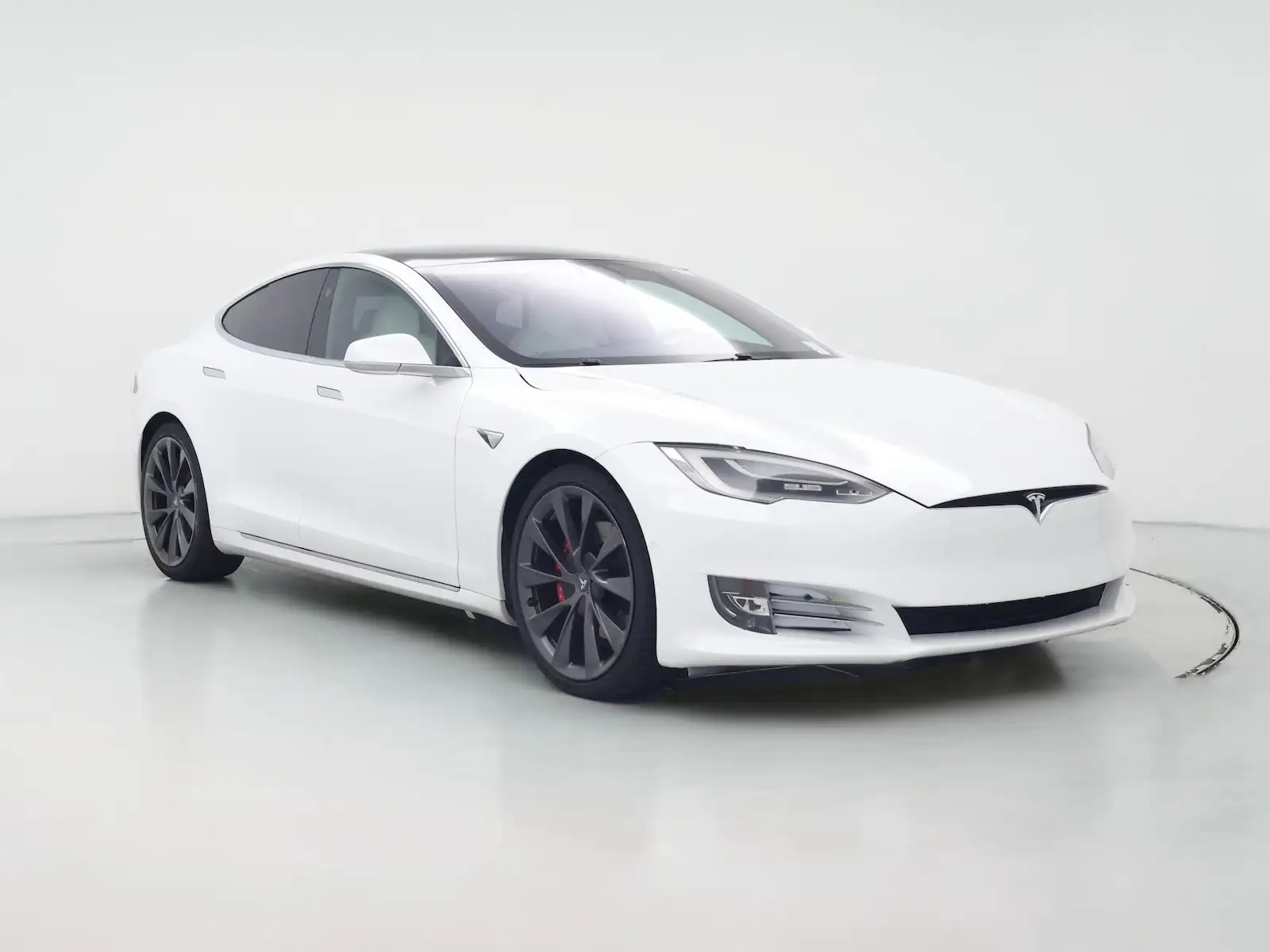 2020 Tesla Model S Performance's photo