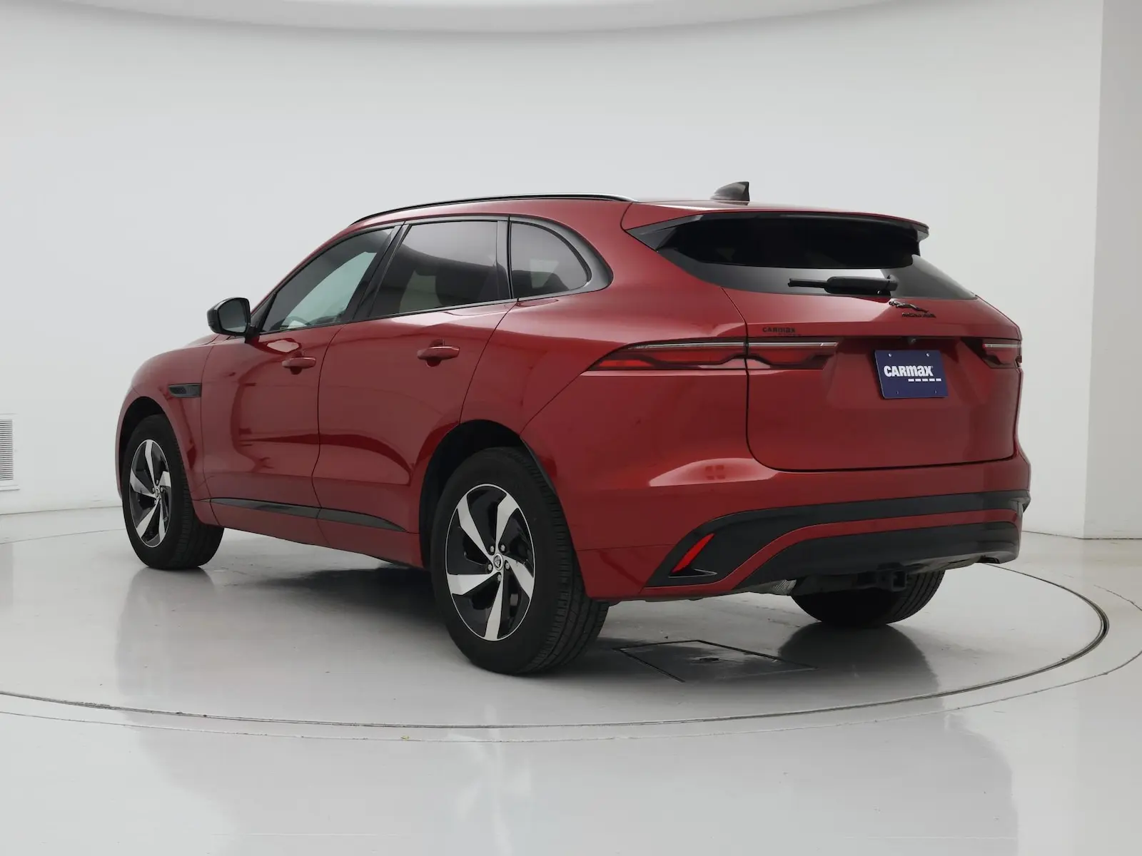 2024 Jaguar F-PACE P250 R-Dynamic S photo 3