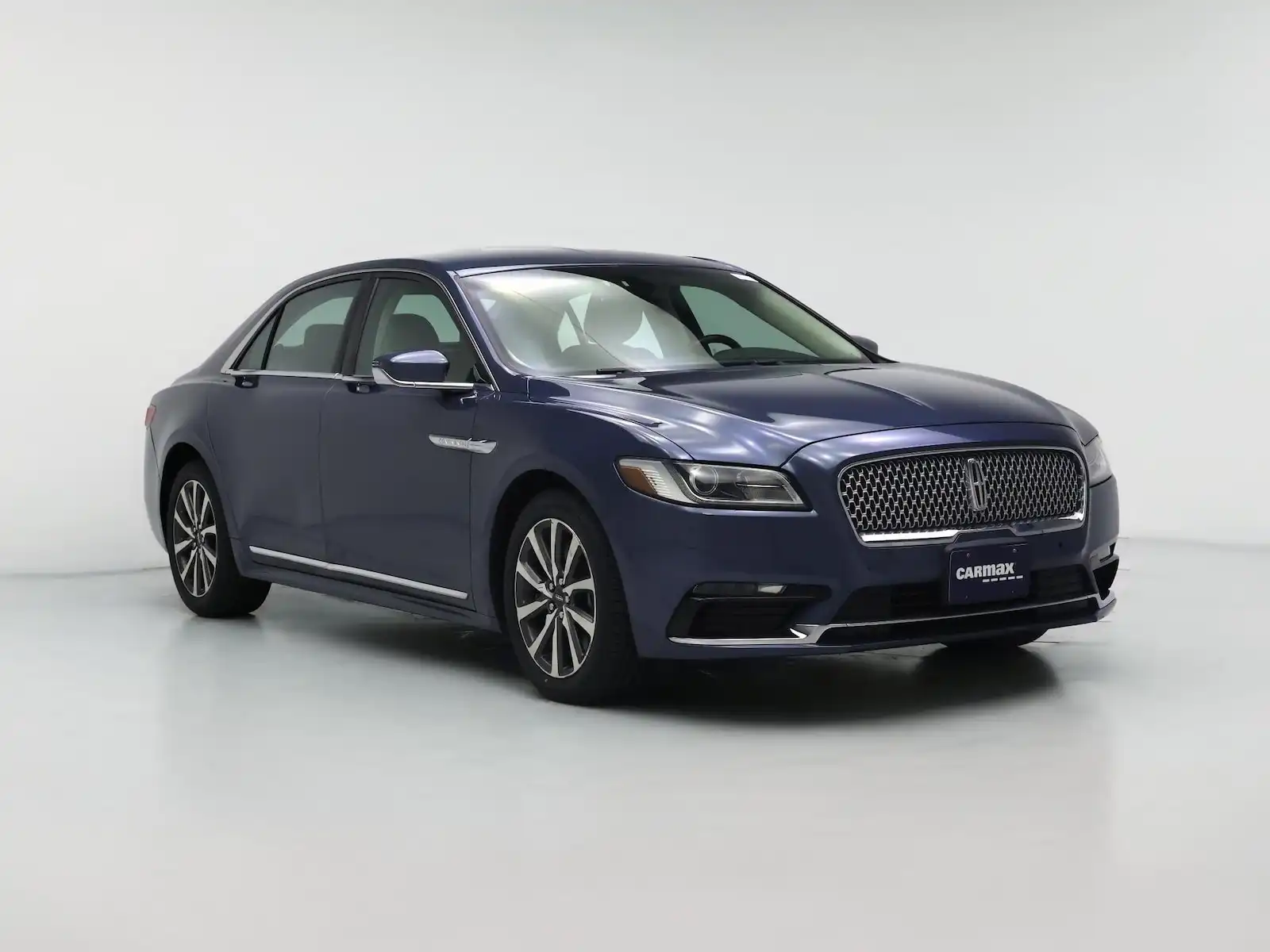 2018 Lincoln Continental Base or Premiere FWD's photo