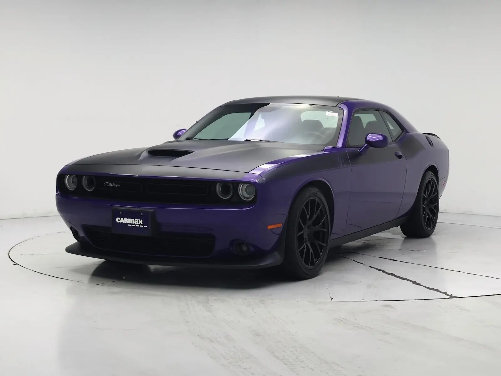 2023 Dodge Challenger R/T photo 5