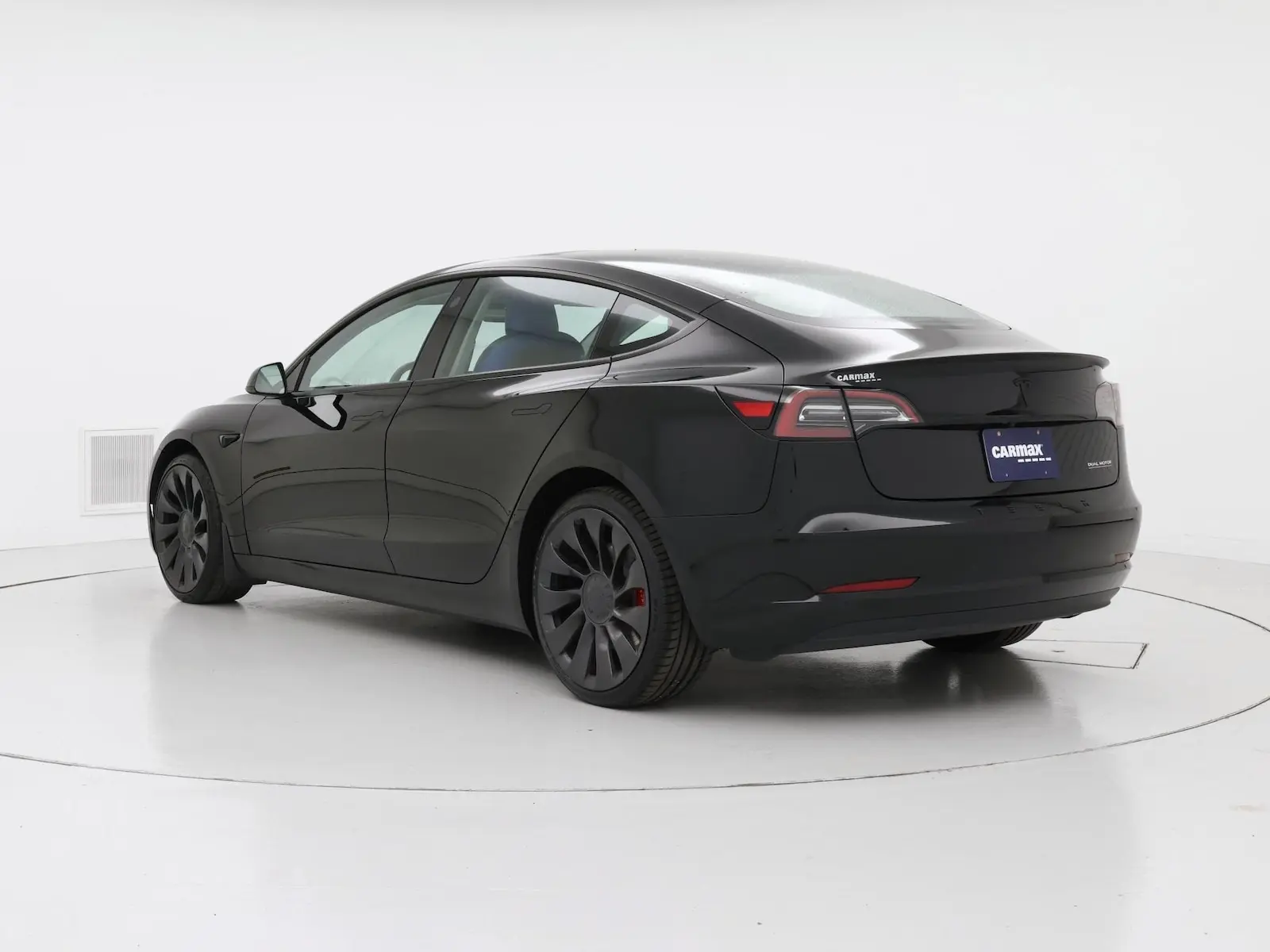 2023 Tesla Model 3 Performance photo 3
