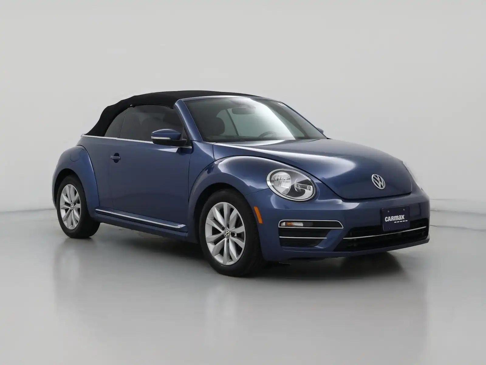 2017 Volkswagen Beetle 1.8T Classic Convertible. Auto's photo