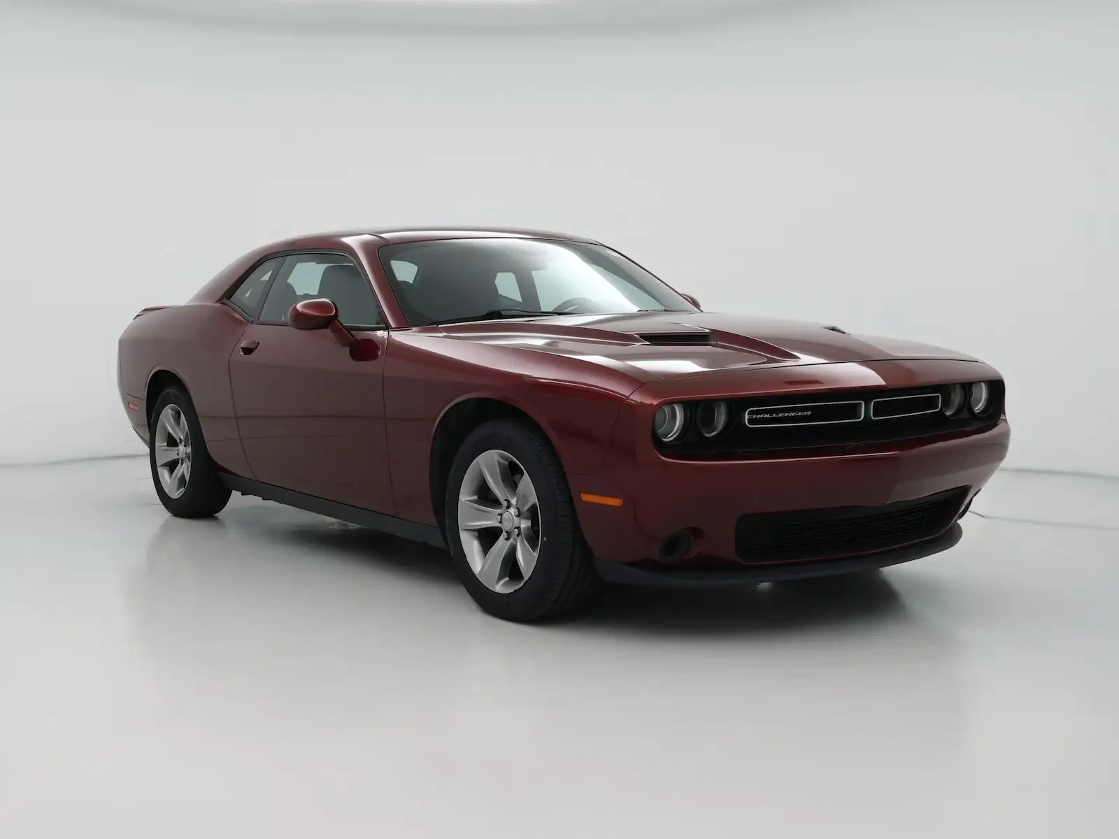 2020 Dodge Challenger SXT Auto photo 1