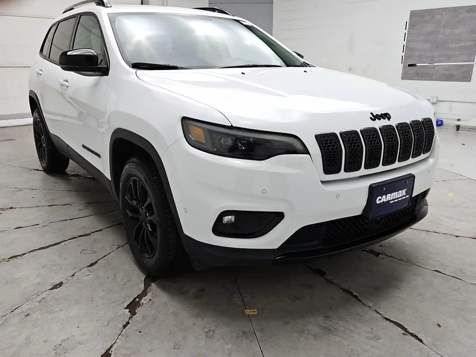 2023 Jeep Cherokee Altitude Lux 4WD's photo
