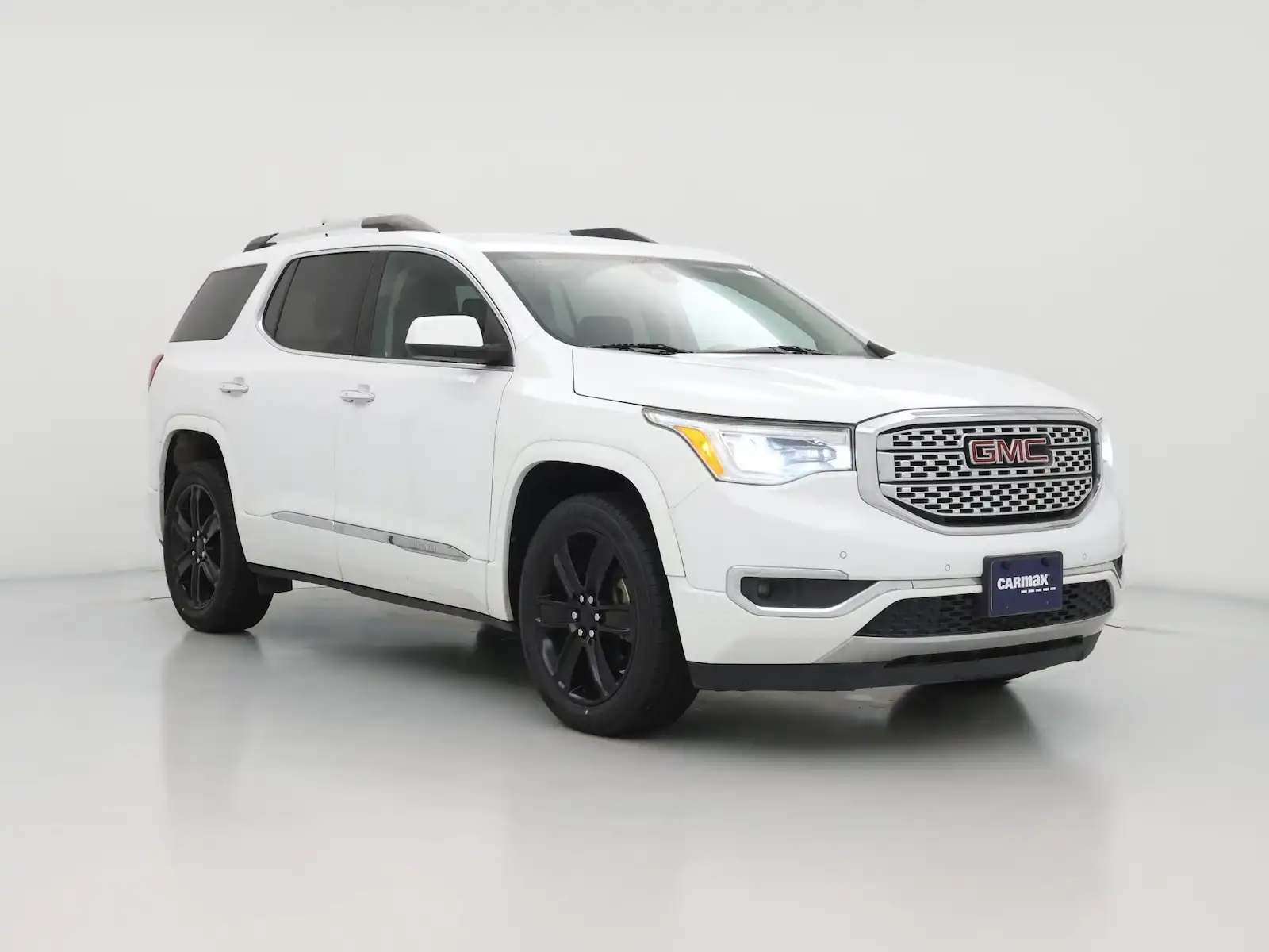 2019 GMC Acadia Denali AWD's photo