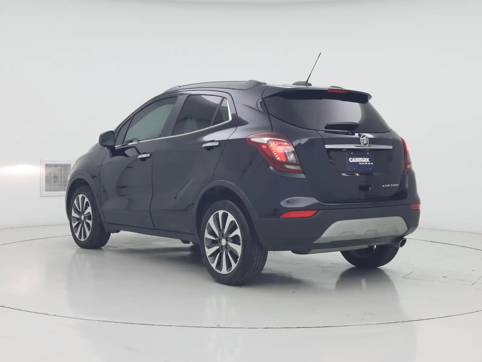 2022 Buick Encore Preferred photo 3