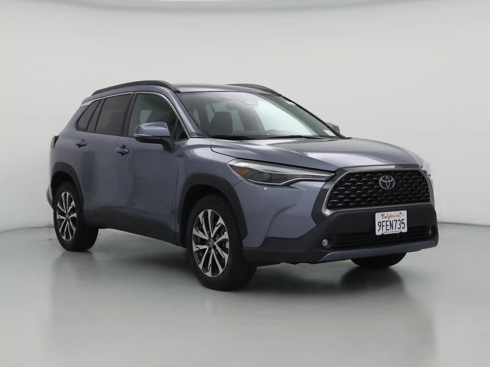 2023 Toyota Corolla Cross XLE FWD's photo