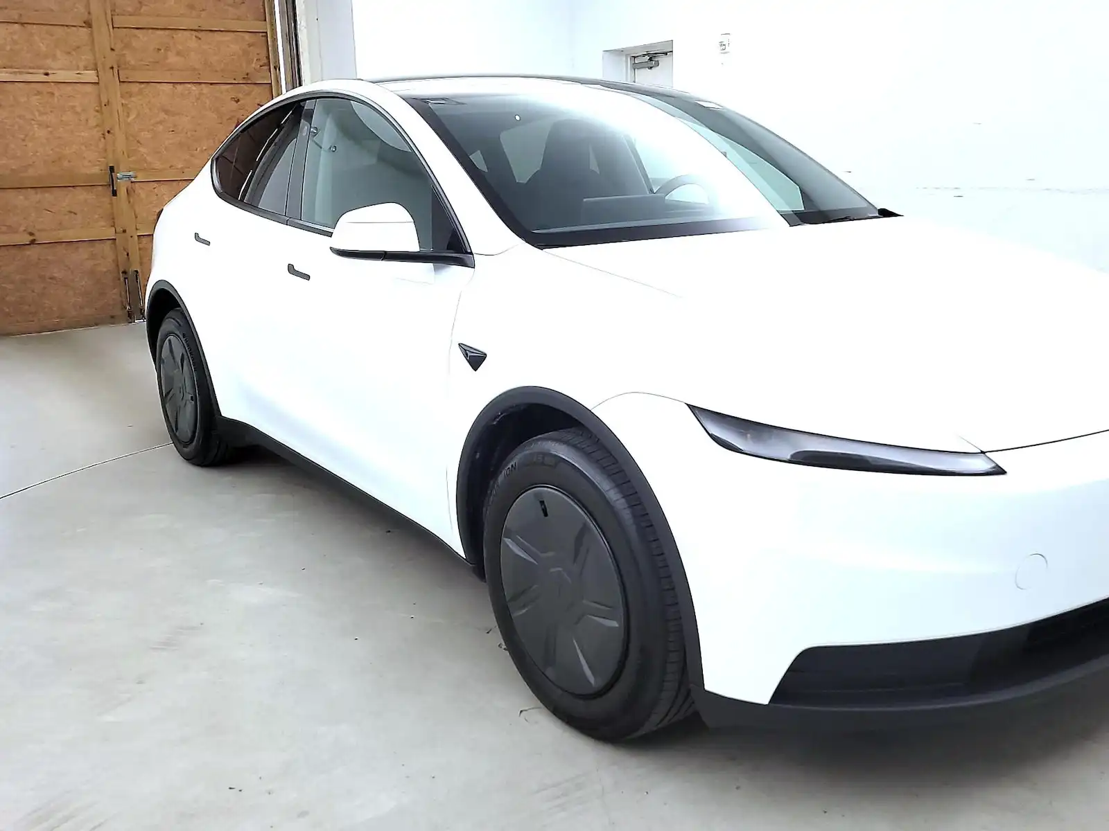 2026 Tesla Model Y Premium RWD's photo