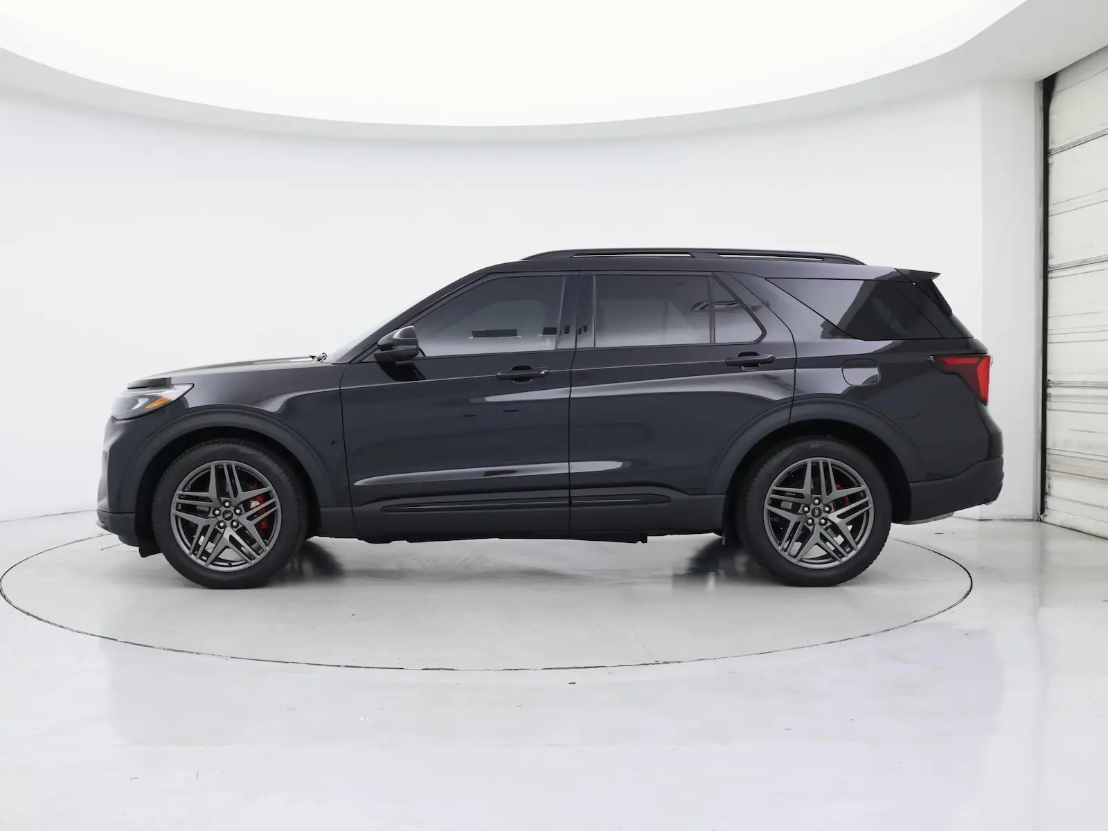 2026 Ford Explorer ST 4WD photo 4