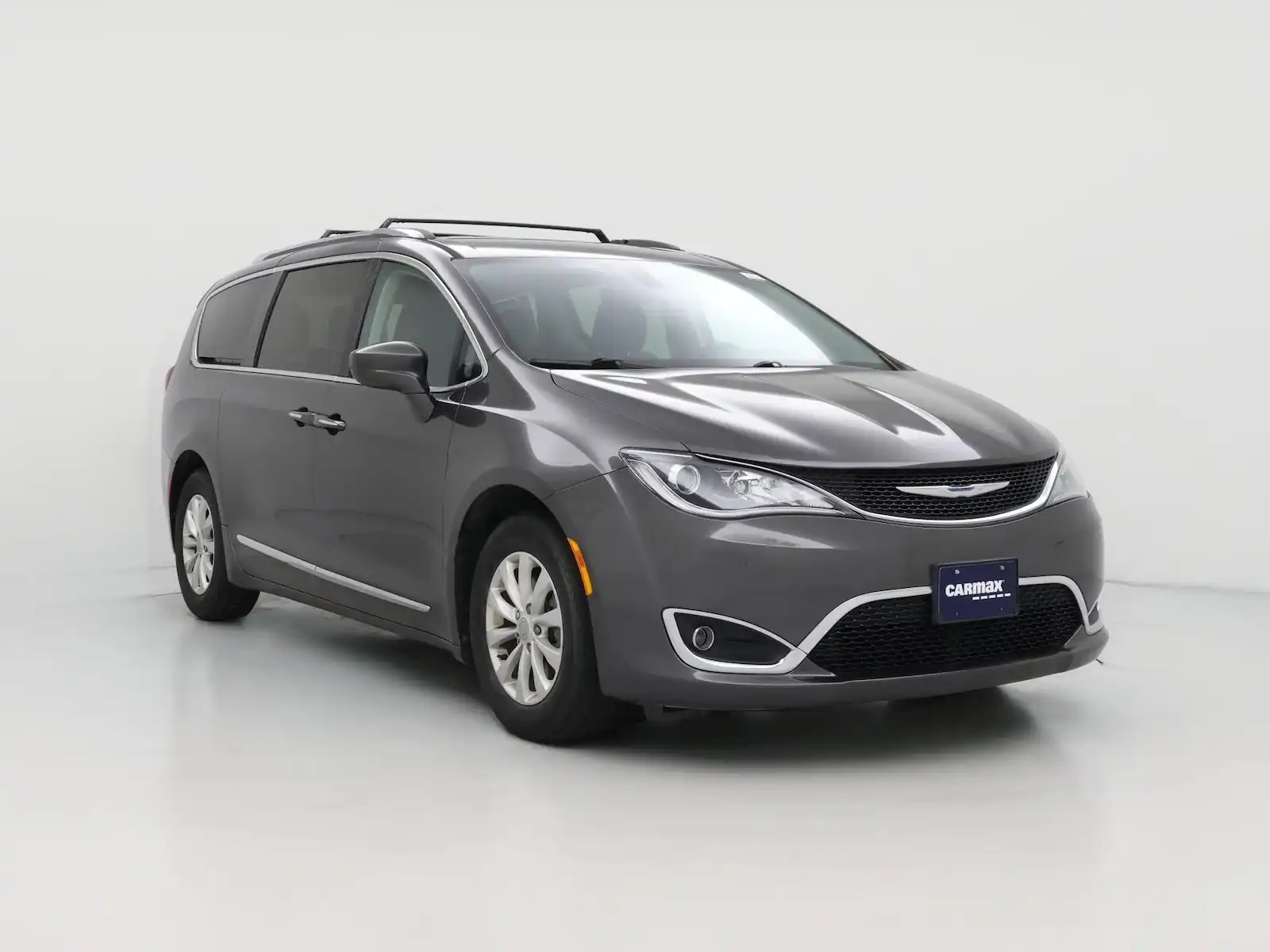2018 Chrysler Pacifica Touring L's photo