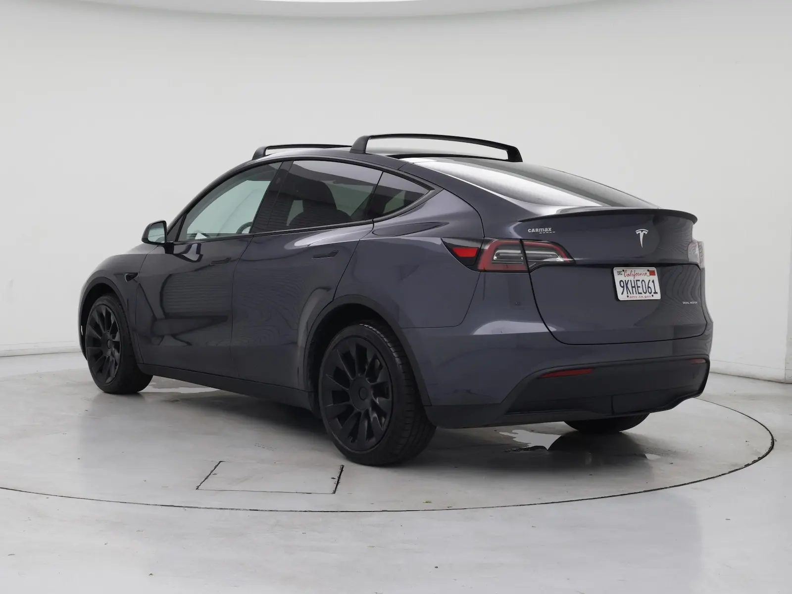 2023 Tesla Model Y Long Range Dual Motor AWD photo 3