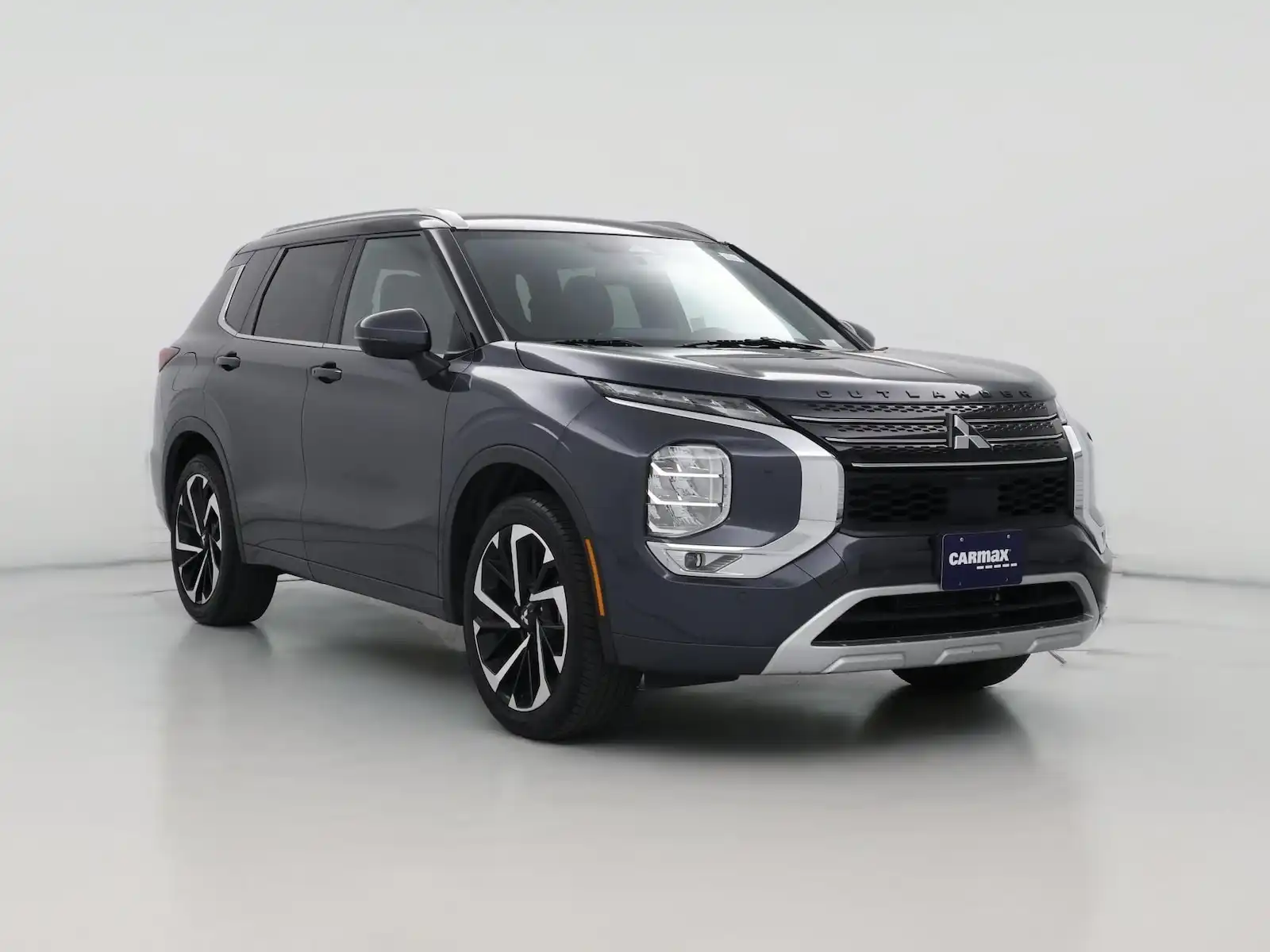 2024 Mitsubishi Outlander SEL FWD's photo