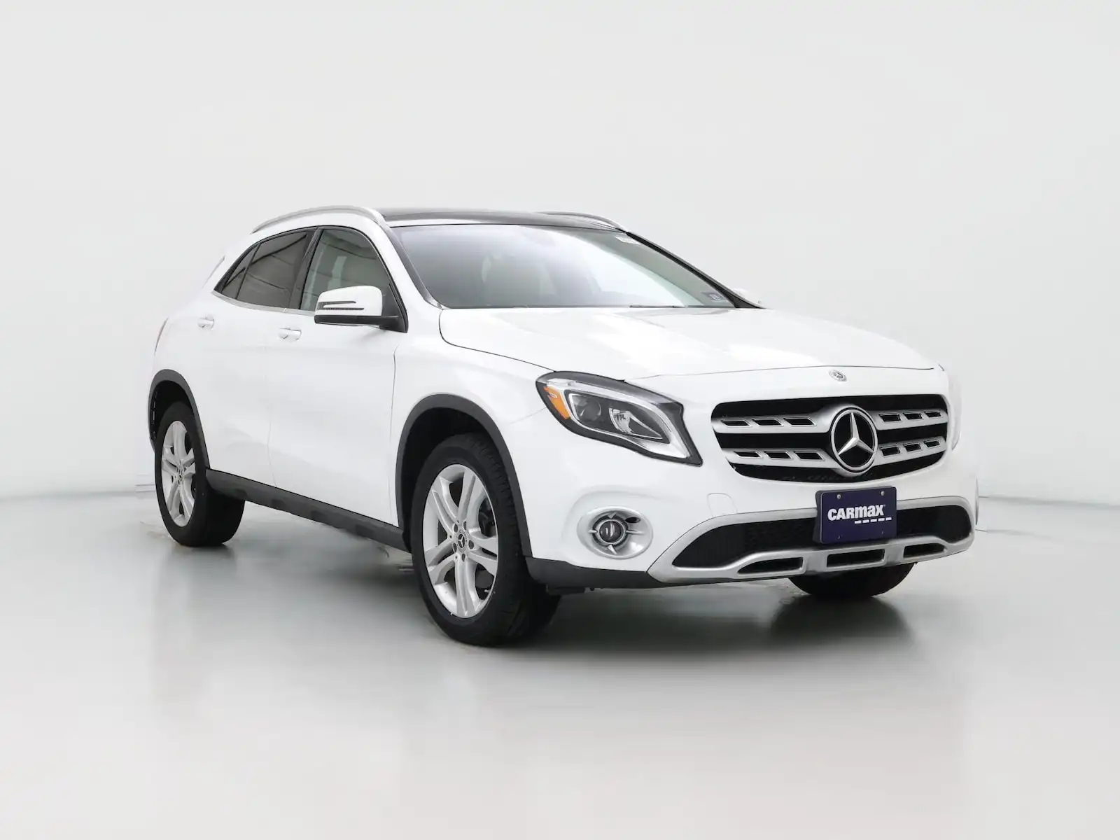 2019 Mercedes-Benz GLA GLA250 4MATIC's photo