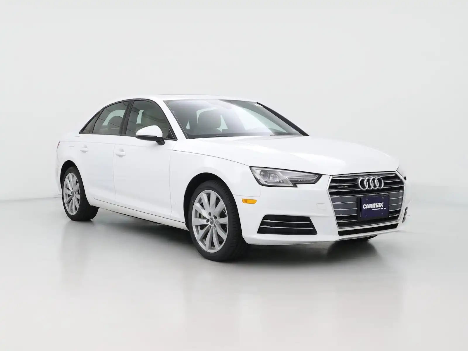 2017 Audi A4 2.0T Premium quattro S tronic's photo
