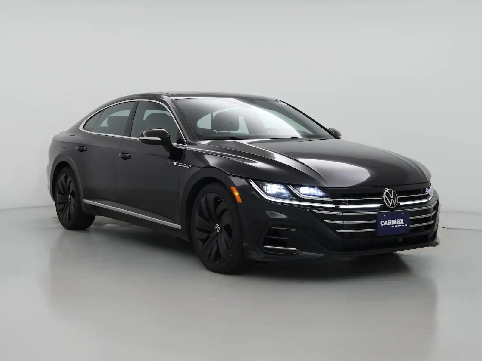 2021 Volkswagen Arteon SEL R-Line's photo