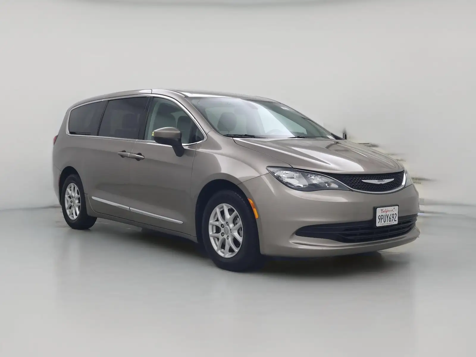 2017 Chrysler Pacifica LX photo 1