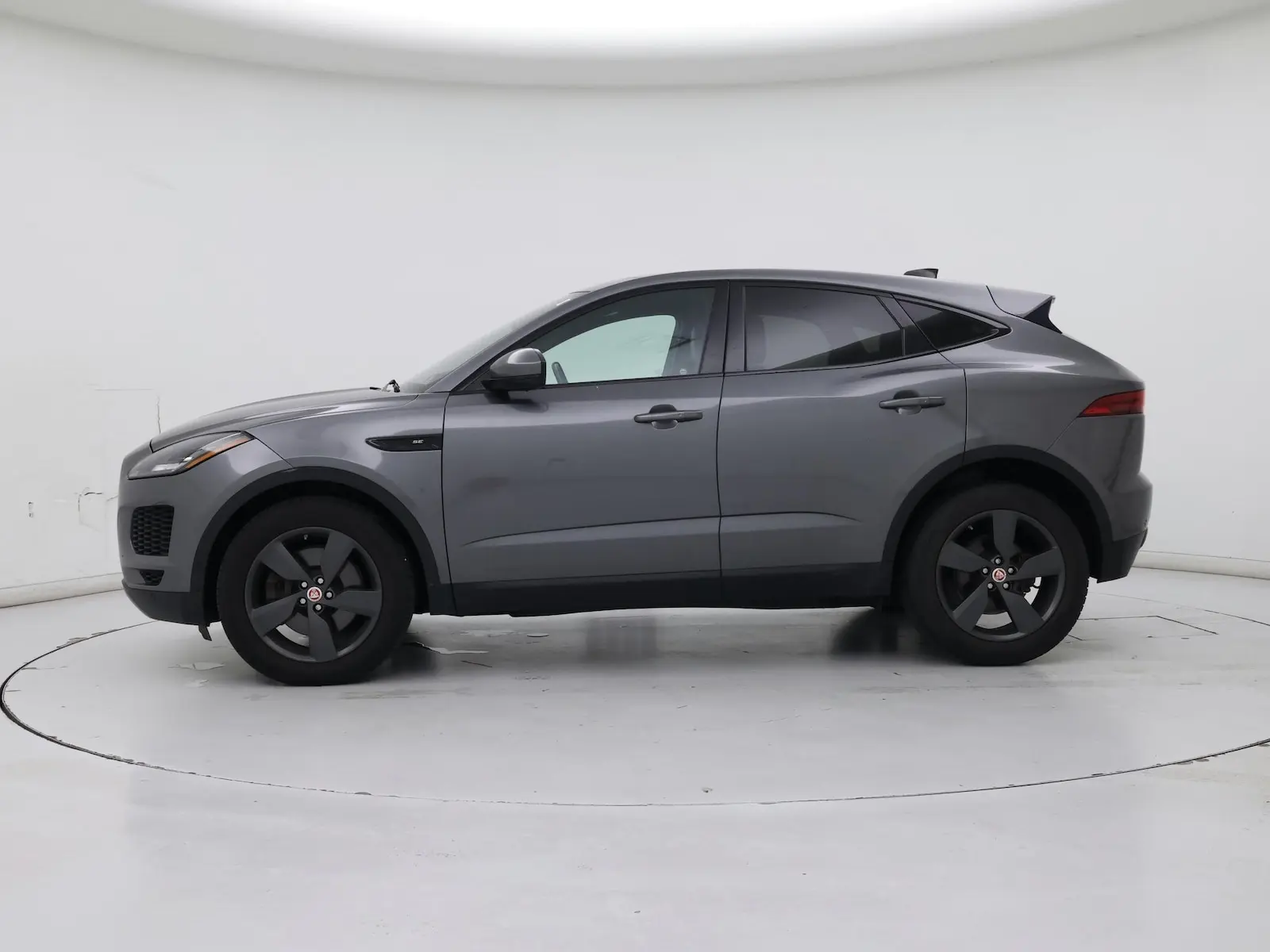 2020 Jaguar E-PACE P250 SE photo 4