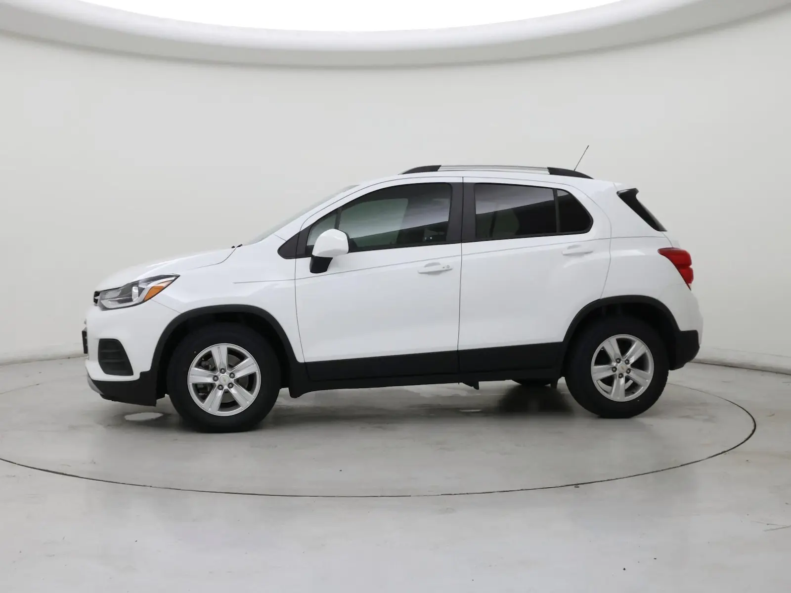 2021 Chevrolet Trax LT photo 4
