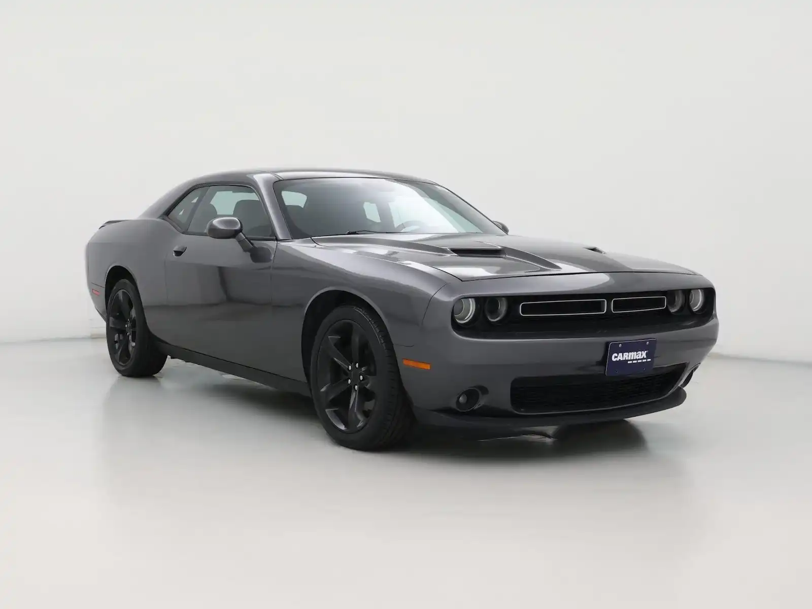 2017 Dodge Challenger R/T's photo