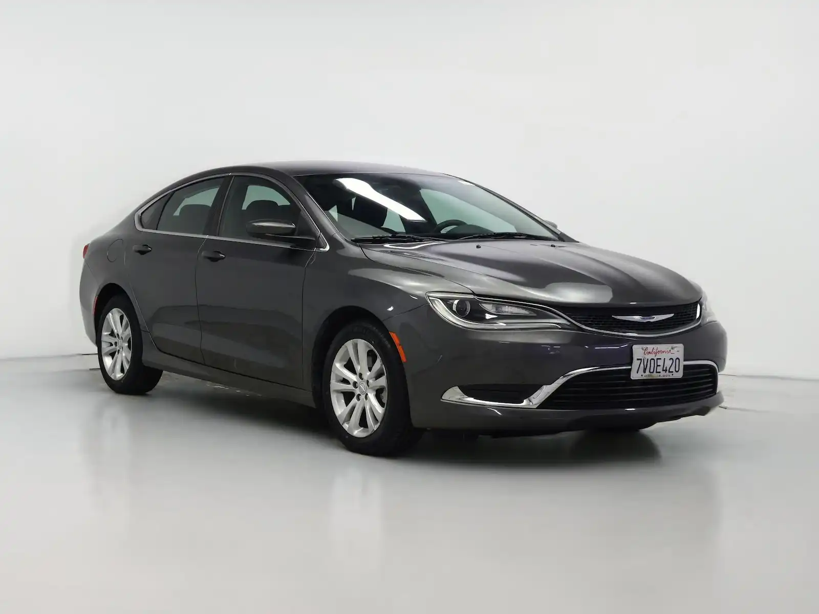 2015 Chrysler 200 Limited's photo