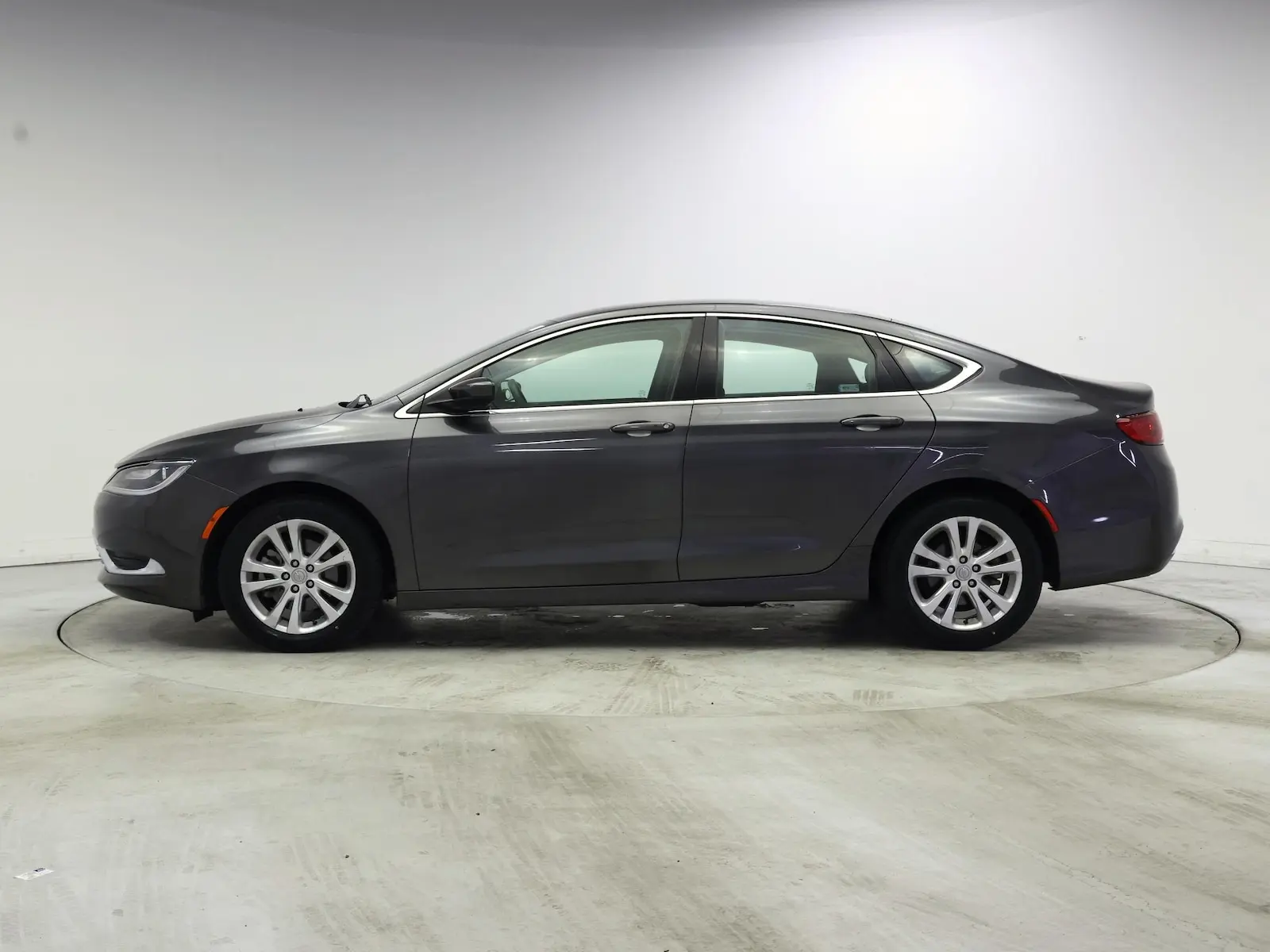 2015 Chrysler 200 Limited photo 4