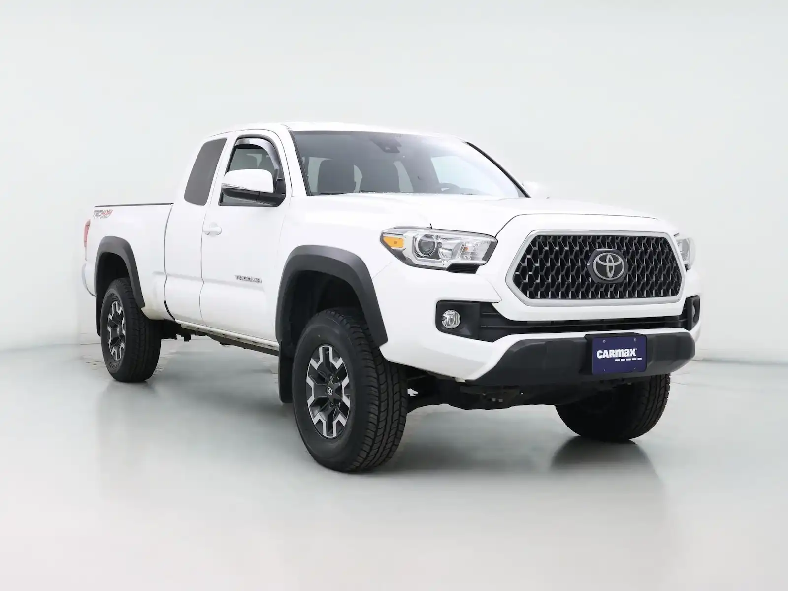 2019 Toyota Tacoma TRD Off Rd Access Cab 4WD V6 Auto Standard Bed's photo