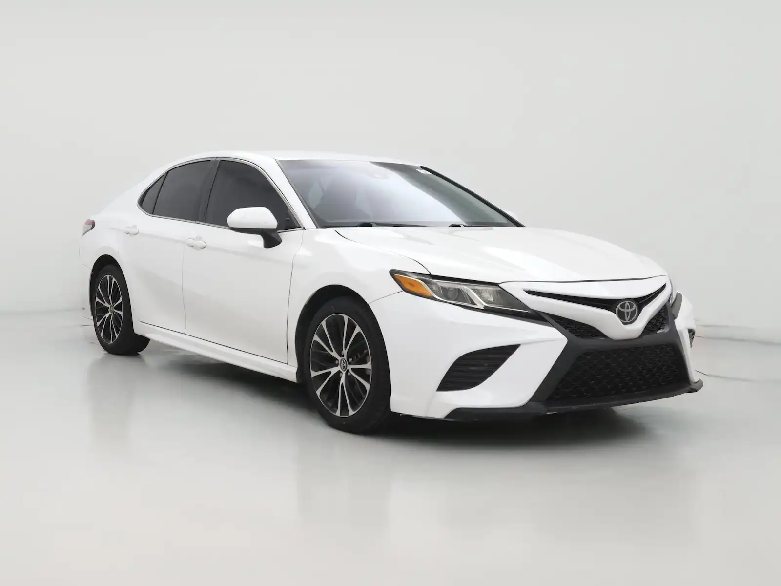 2019 Toyota Camry 2.5 Auto SE's photo
