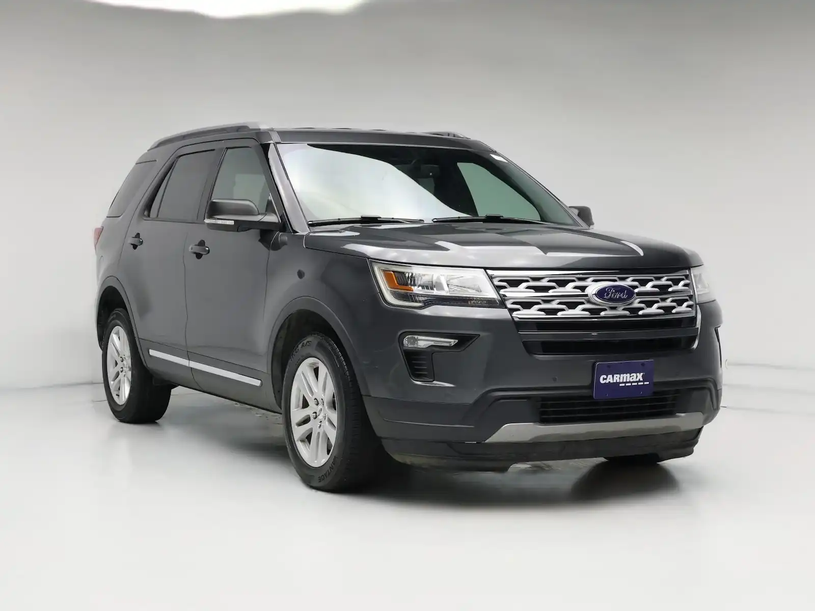 2019 Ford Explorer XLT 4WD's photo