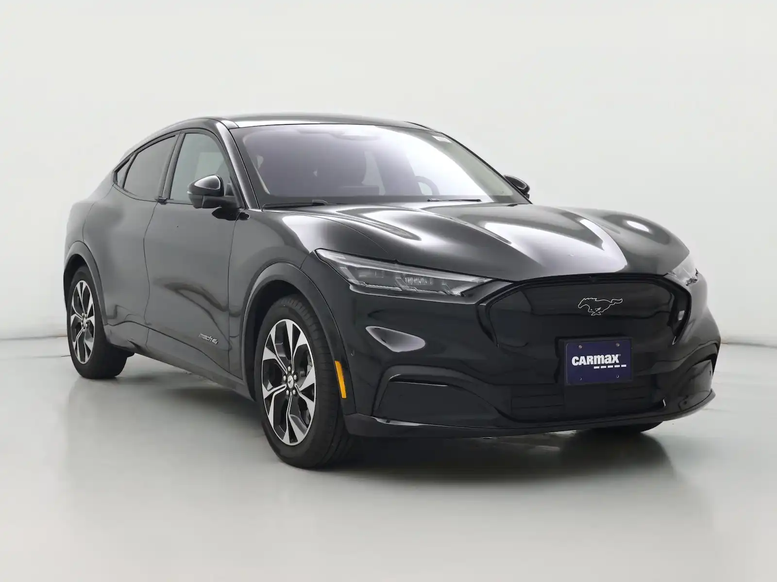 2023 Ford Mustang-Mach-e Premium's photo