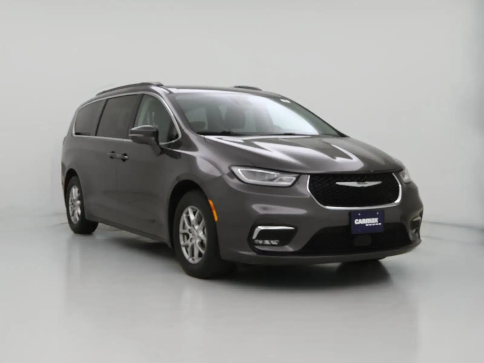 2021 Chrysler Pacifica Touring photo 1