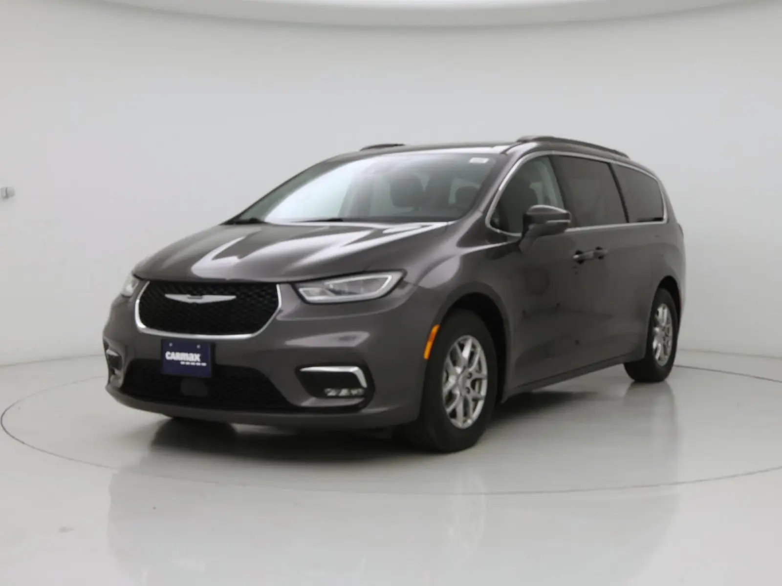 2021 Chrysler Pacifica Touring photo 5