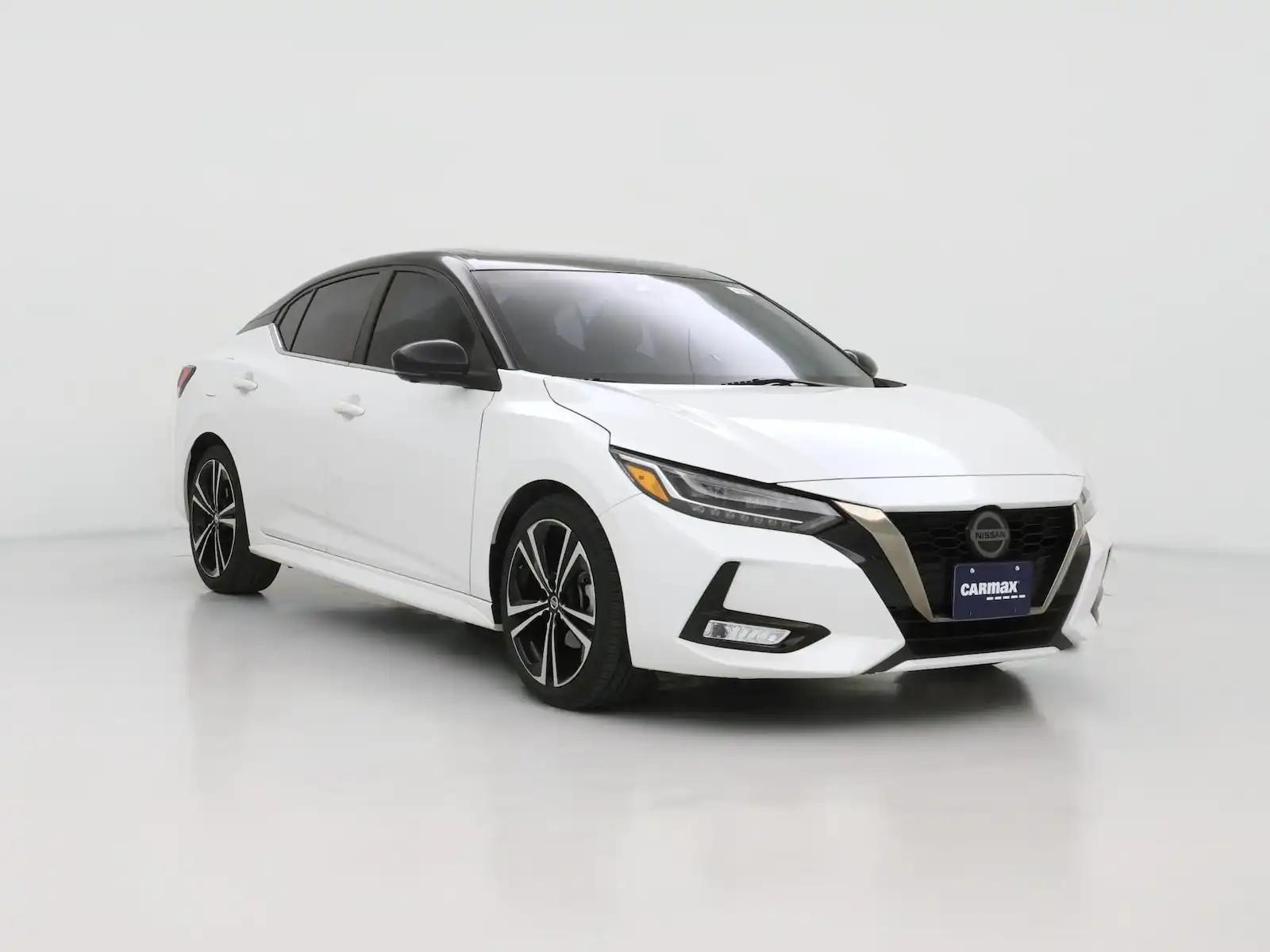 2023 Nissan Sentra SR CVT's photo