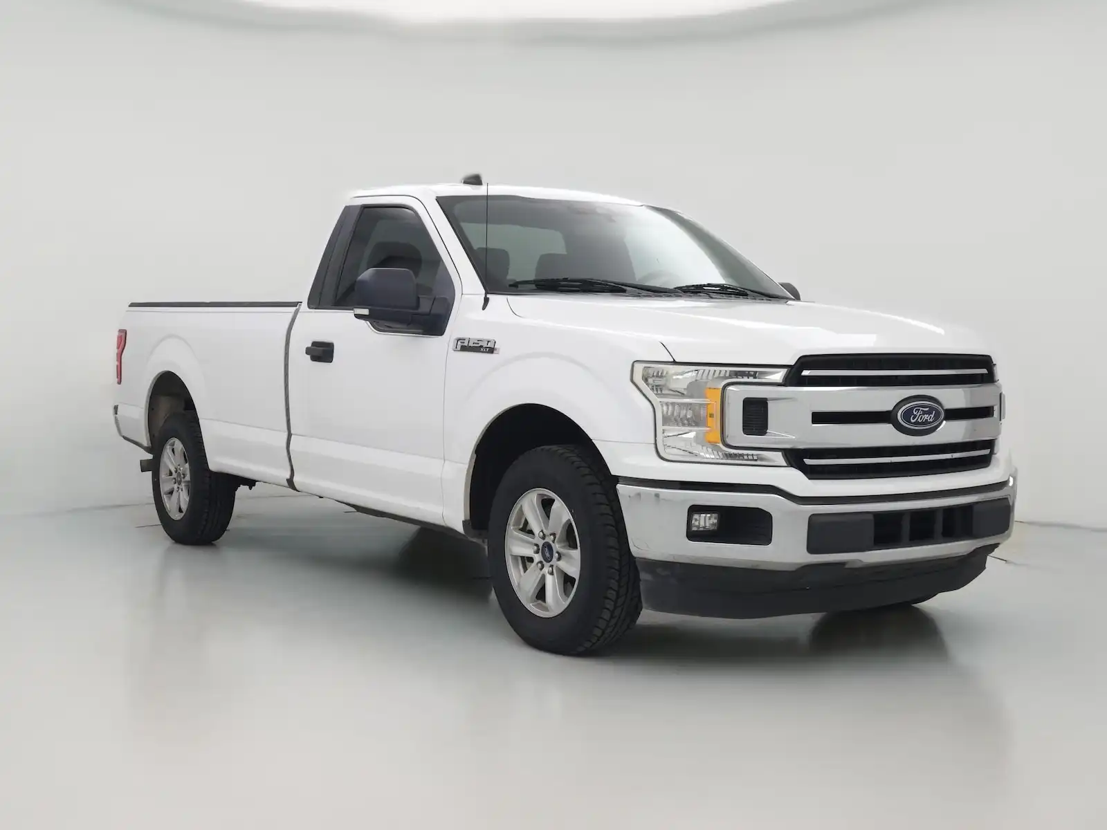 2019 Ford F-150 XLT Regular Cab 8' Box's photo