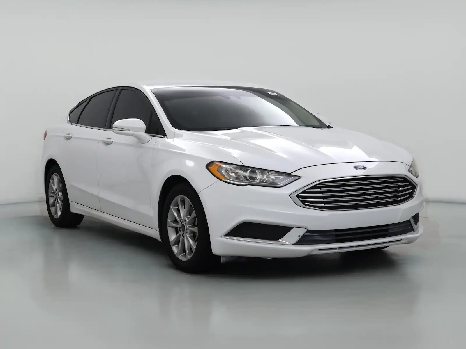 2017 Ford Fusion SE FWD's photo