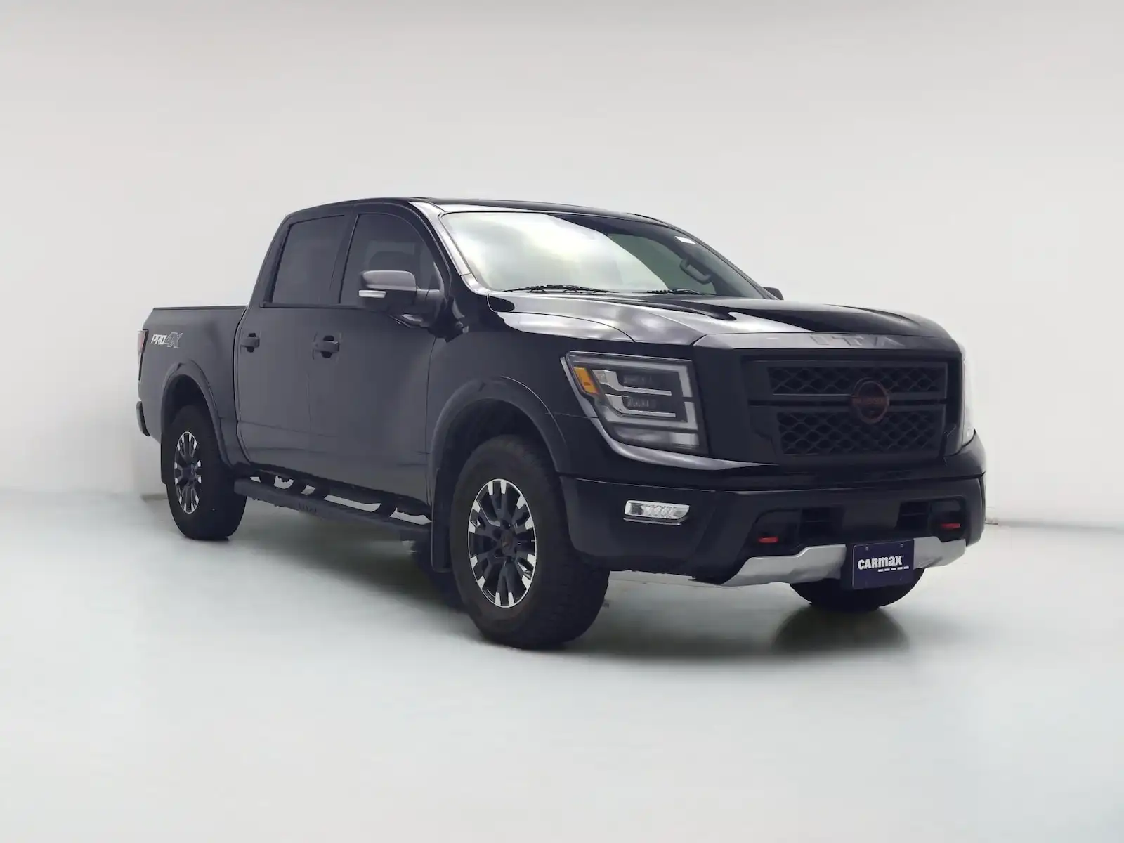 2024 Nissan Titan PRO-4X 4WD Crew Cab's photo