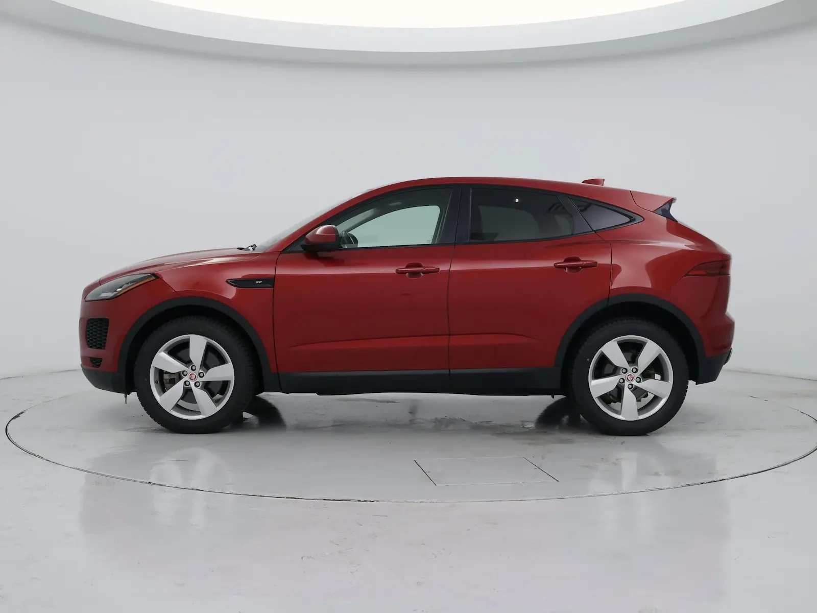 2019 Jaguar E-PACE P250 AWD SE photo 4