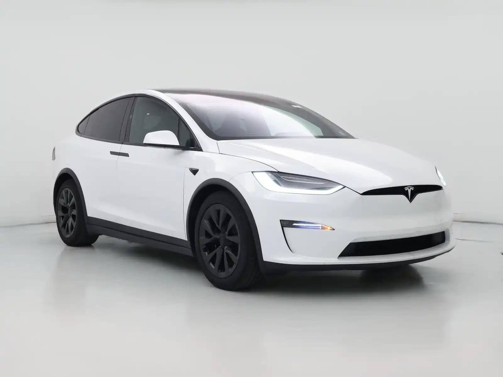 2023 Tesla Model X Long Range's photo