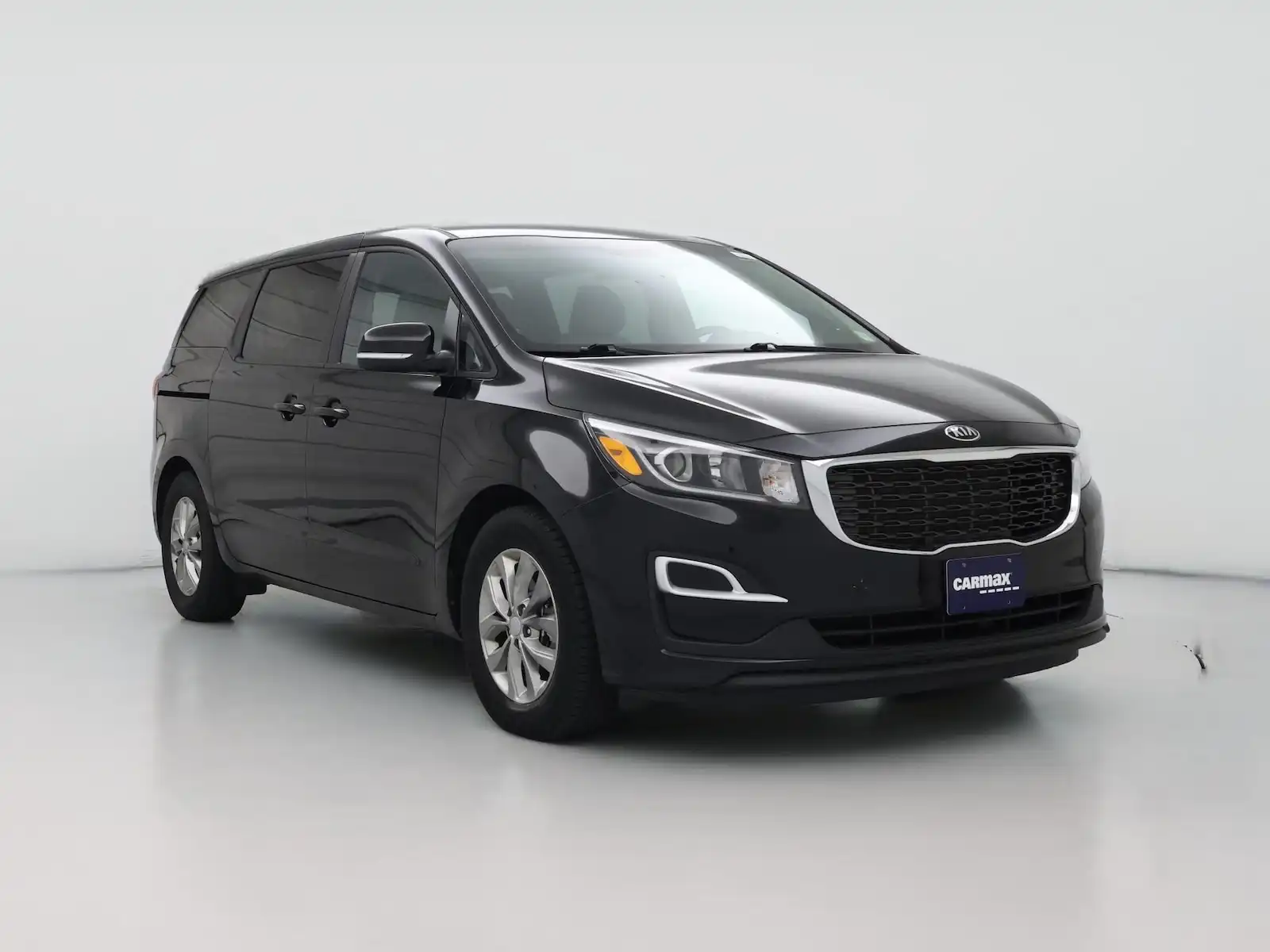 2020 Kia Sedona LX's photo