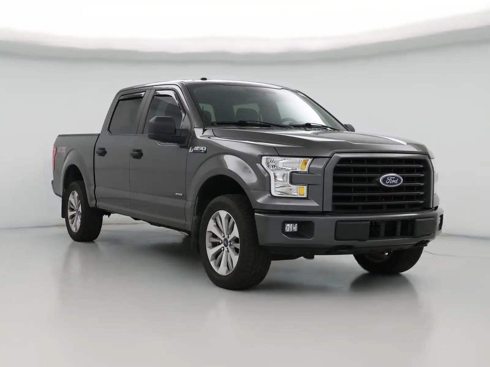 2017 Ford F-150 XL 4WD SuperCrew 5-1/2' Box's photo