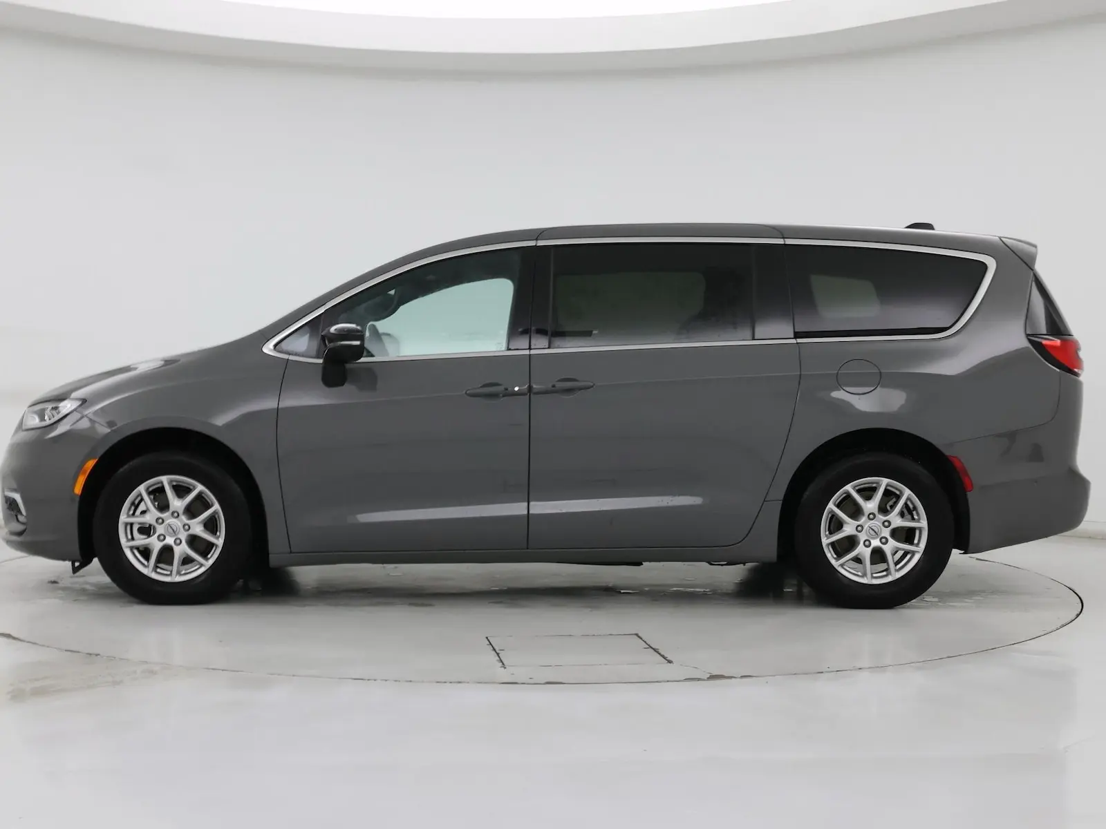 2025 Chrysler Pacifica Select photo 4